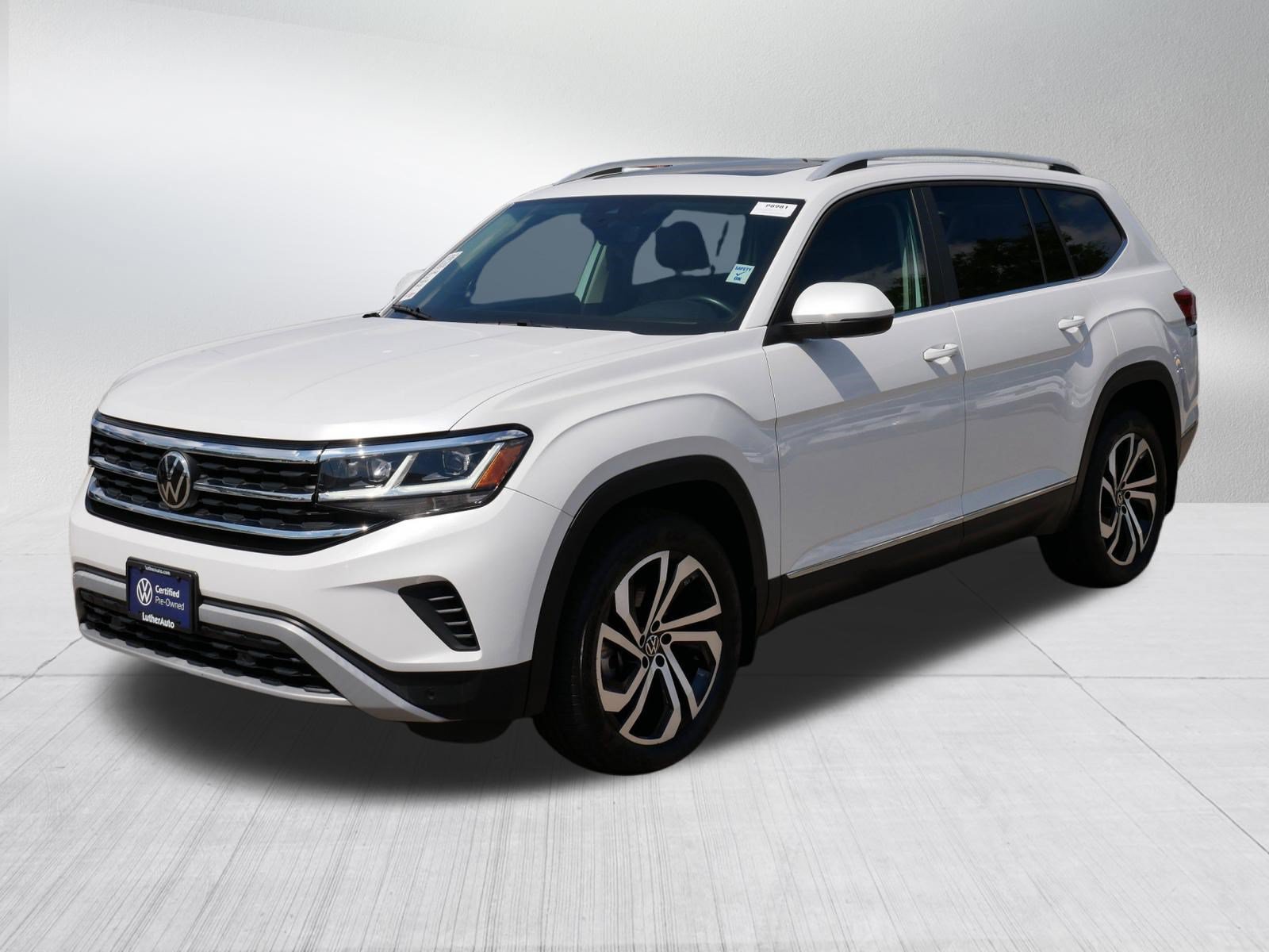 Certified 2022 Volkswagen Atlas SEL AWD/4WD image 3