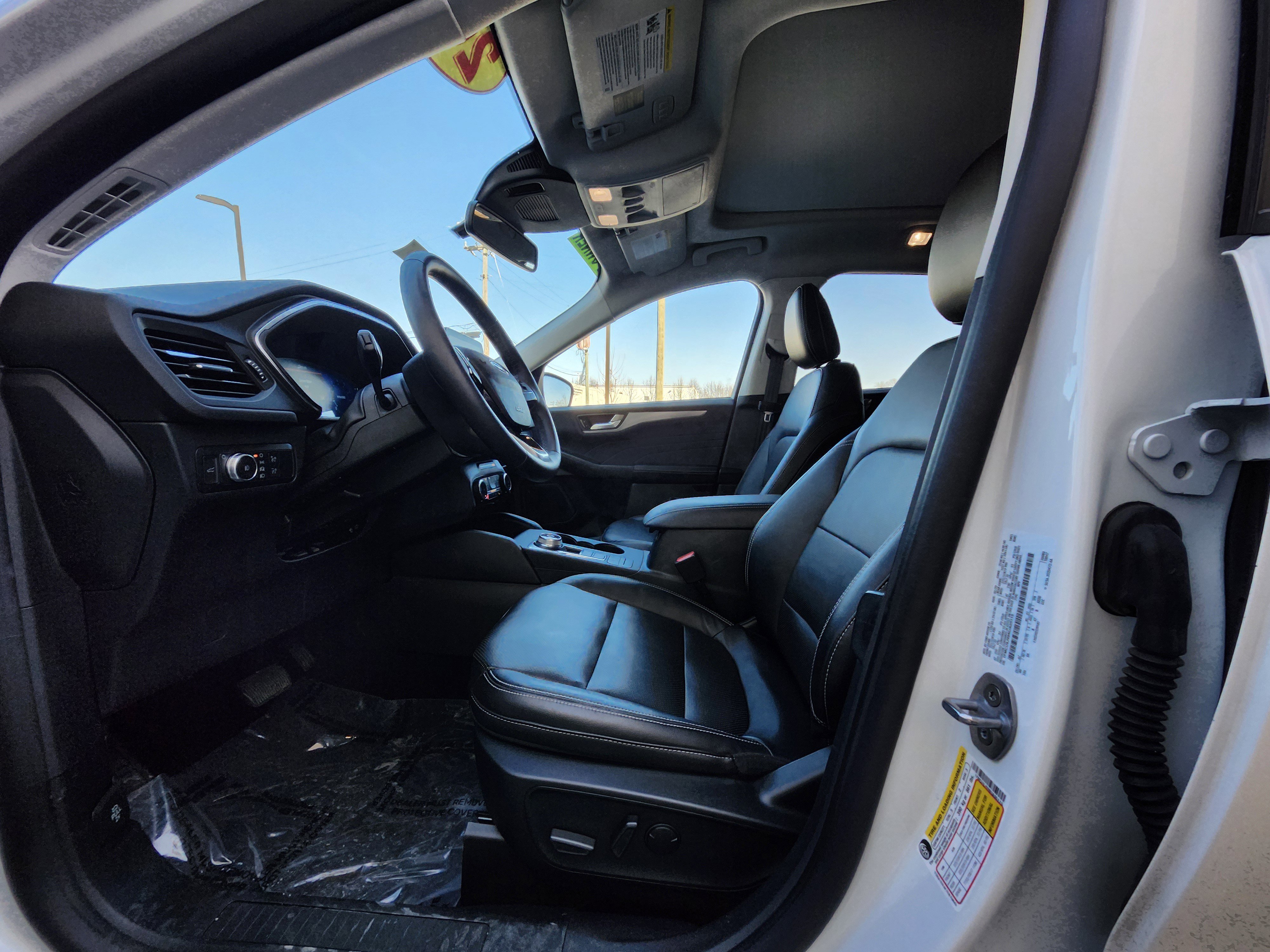 Used 2022 Ford Escape Titanium w/ Class II Trailer Tow Package image 20