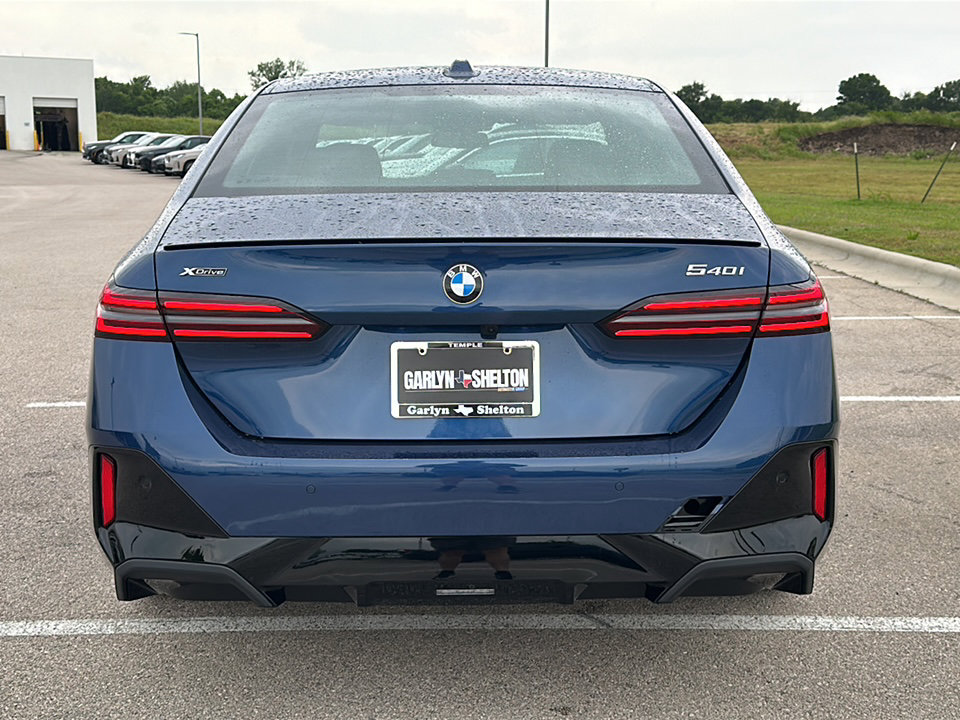 New 2027 BMW 540i xDrive AWD/4WD image 7
