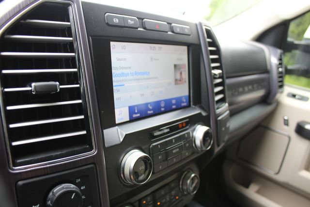 Used 2020 Ford F350 Limited image 28