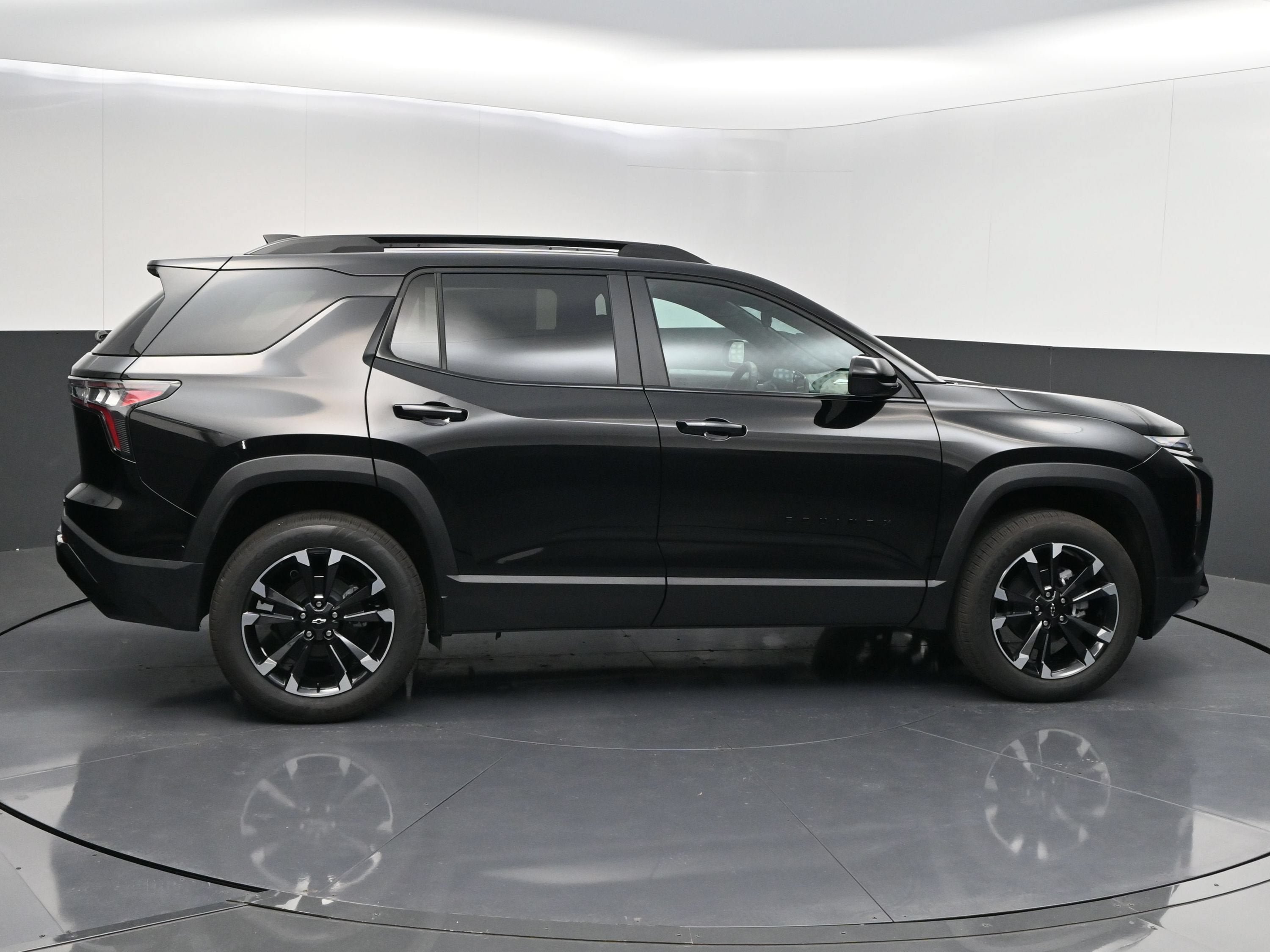 New 2027 Chevrolet Equinox RS AWD/4WD image 9