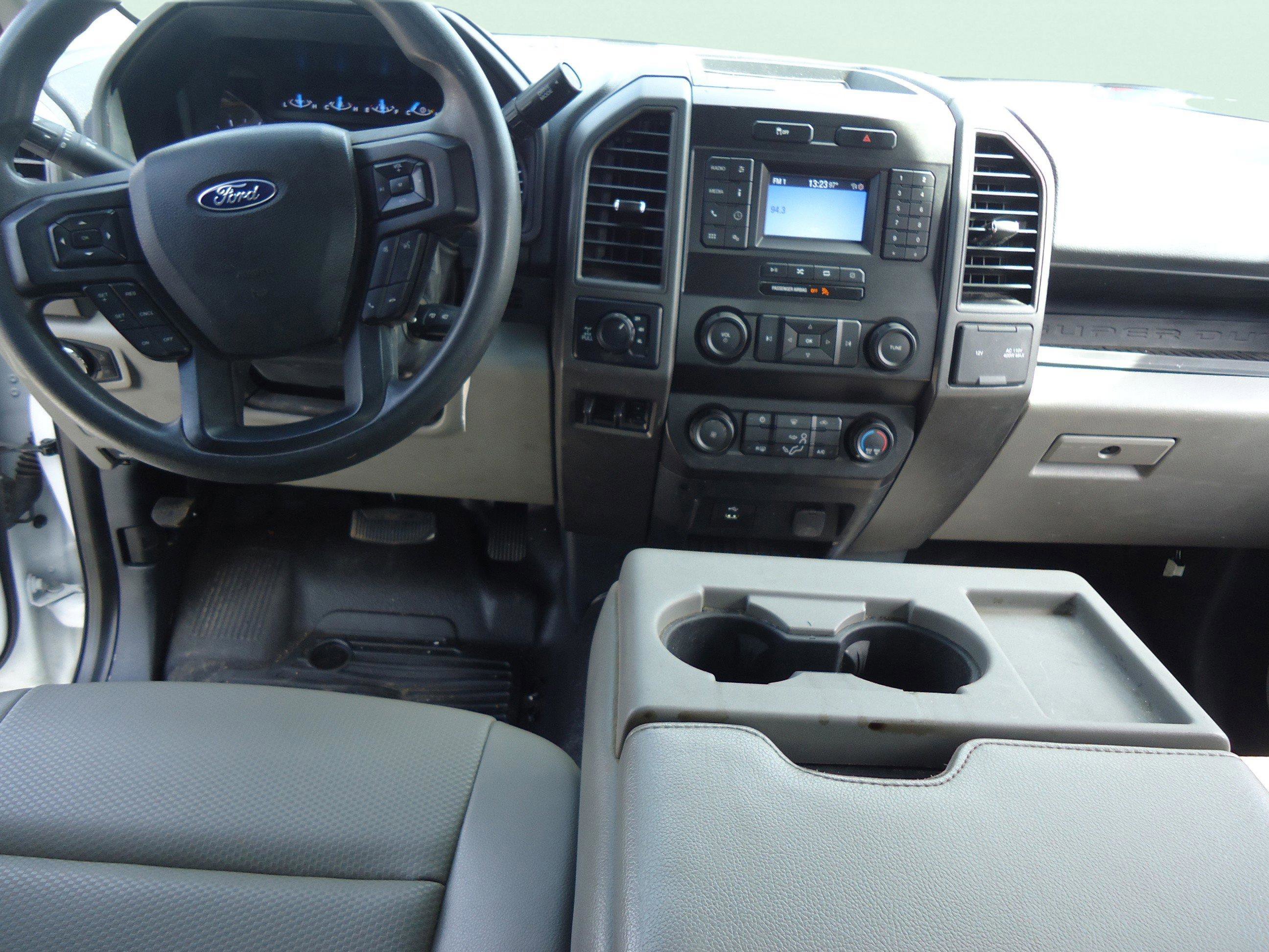 Used 2022 Ford F250 XL w/ STX Appearance Package image 12