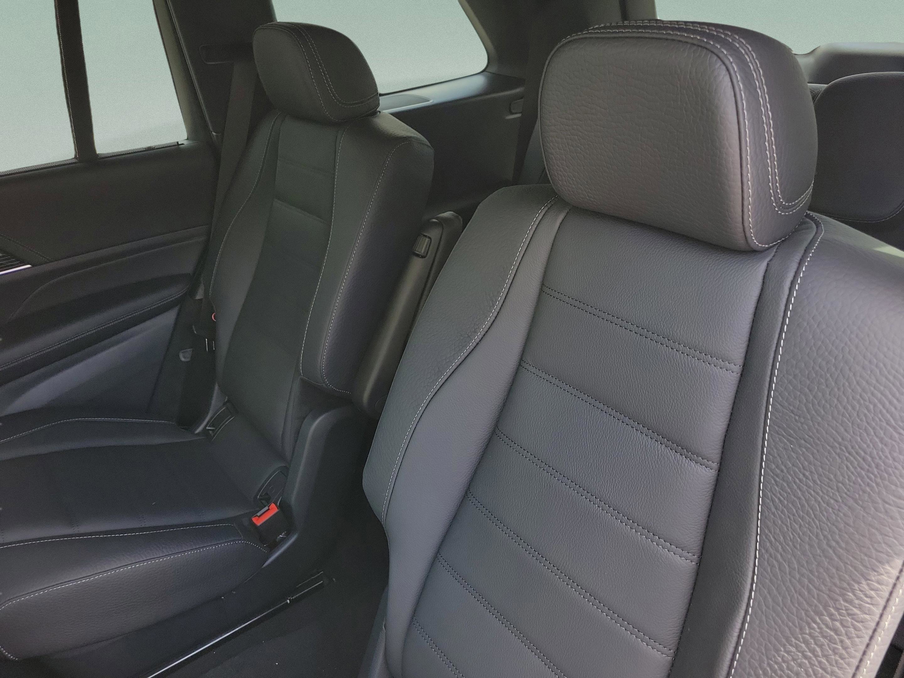 New 2026 Mercedes-Benz GLS 580 4MATIC image 13