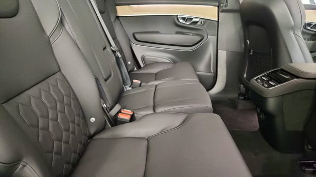New 2026 Volvo XC90 B6 Plus w/ Protection Package AWD/4WD image 34