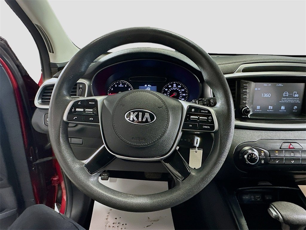 Used 2019 Kia Sorento AWD image 12