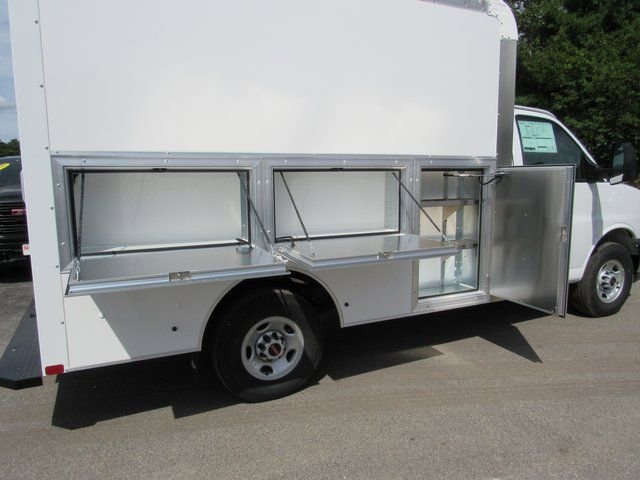 New 2025 GMC Savana 3500 w/ Power Convenience Package image 20