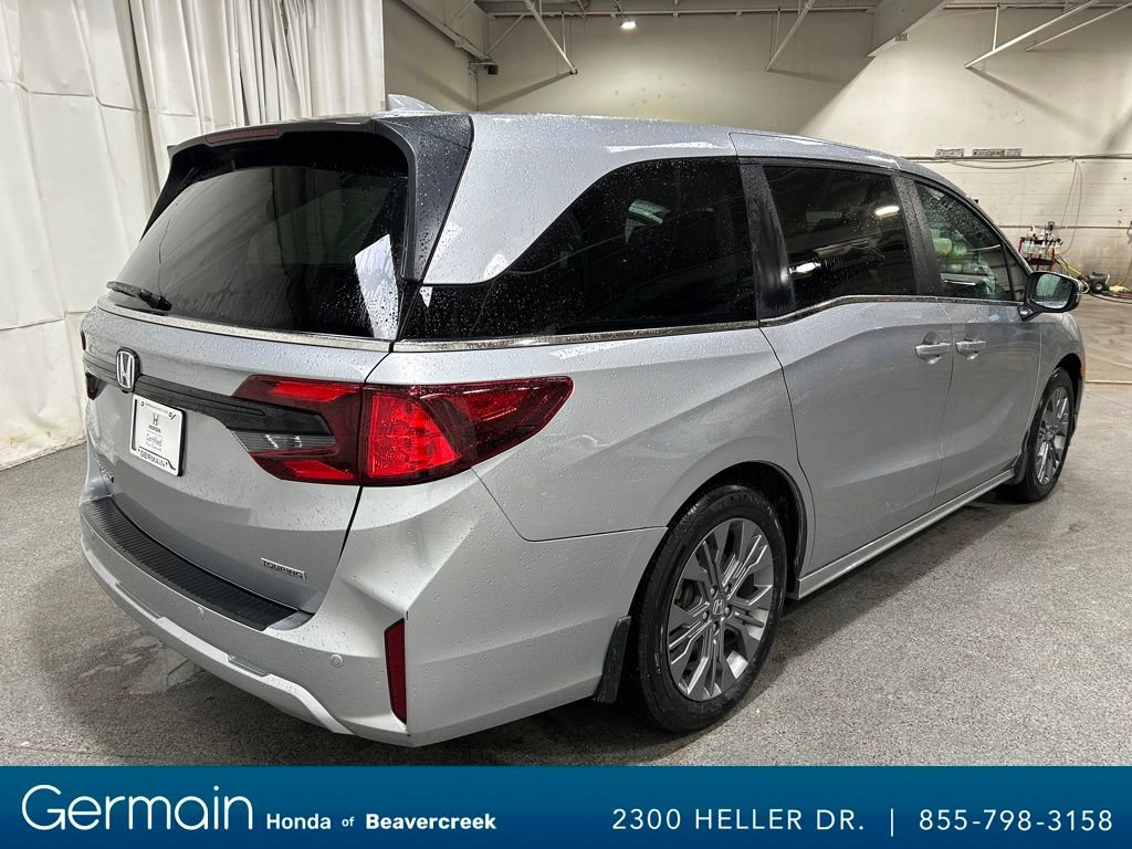 Certified 2026 Honda Odyssey Touring image 8