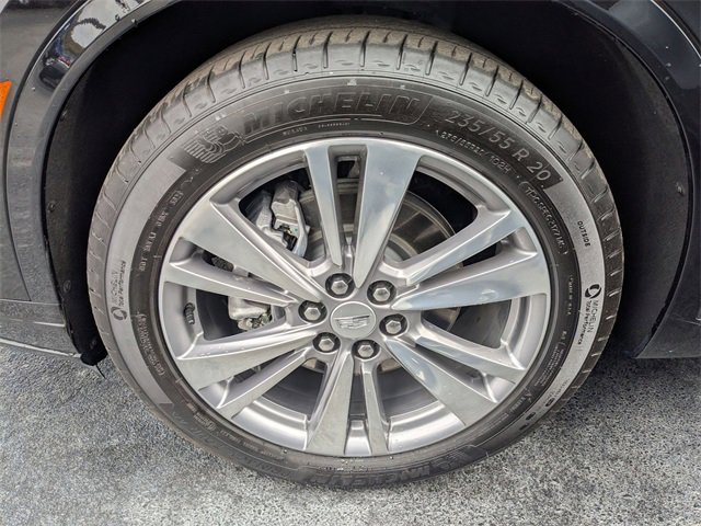 Used 2025 Cadillac XT6 Premium Luxury image 9