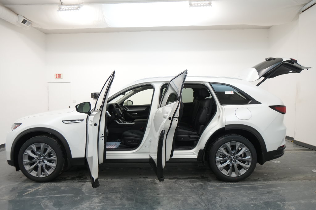 New 2026 MAZDA CX-90 3.3 Turbo w/ Preferred Package AWD/4WD image 31