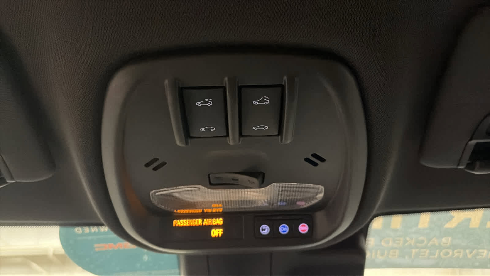 Certified 2024 Chevrolet Trax RS w/ Sunroof Package image 19