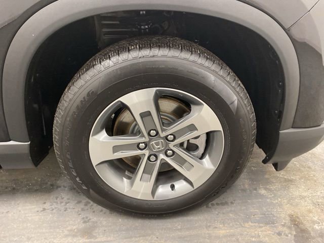 Used 2025 Honda Pilot EX-L image 31