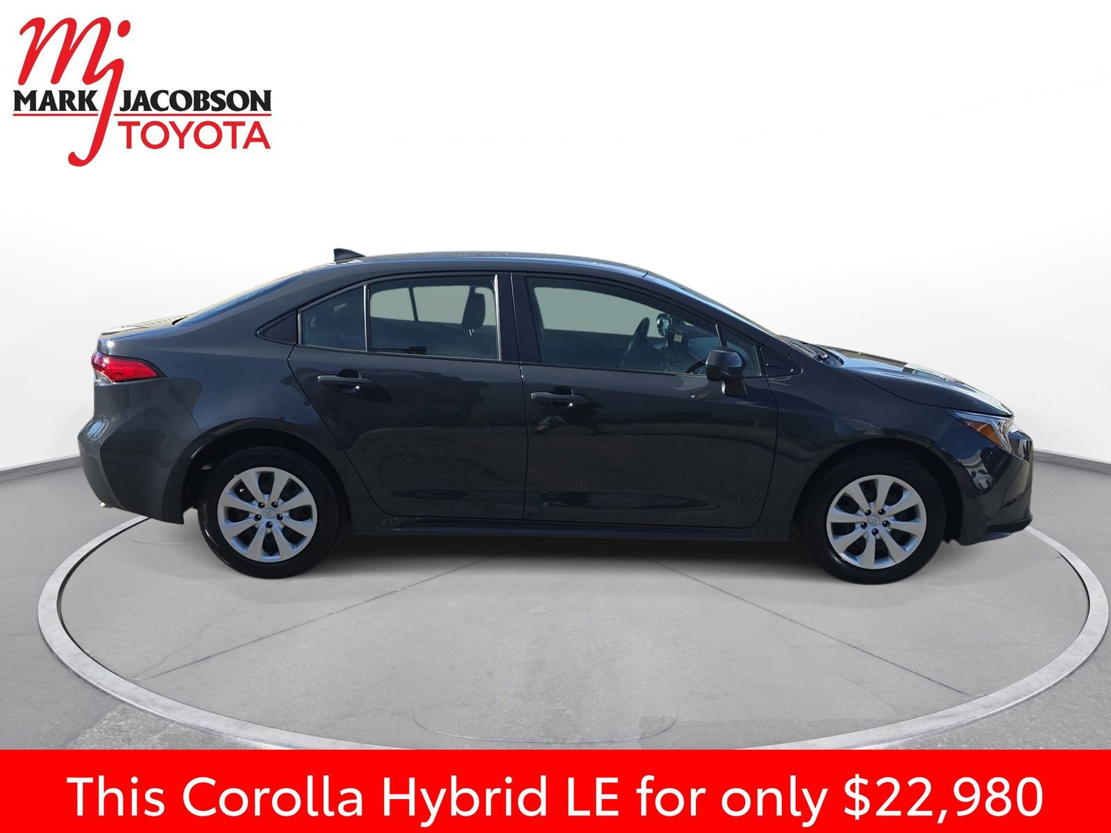 Used 2025 Toyota Corolla LE image 7