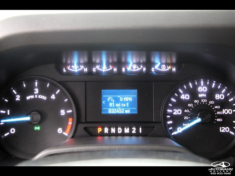 Used 2022 Ford E-450 and Econoline 450 Super Duty w/ Motorhome Prep Package RWD image 20