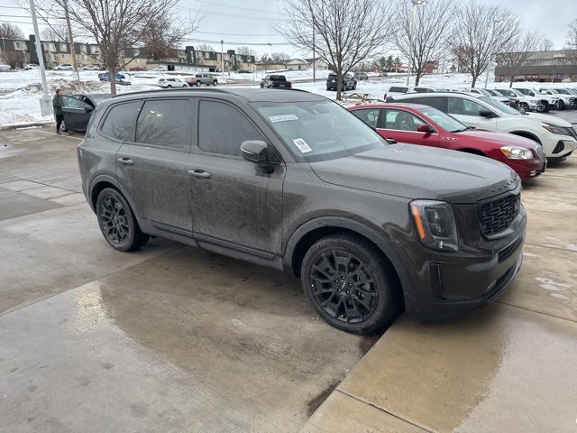 Used 2022 Kia Telluride SX w/ SX Prestige Package