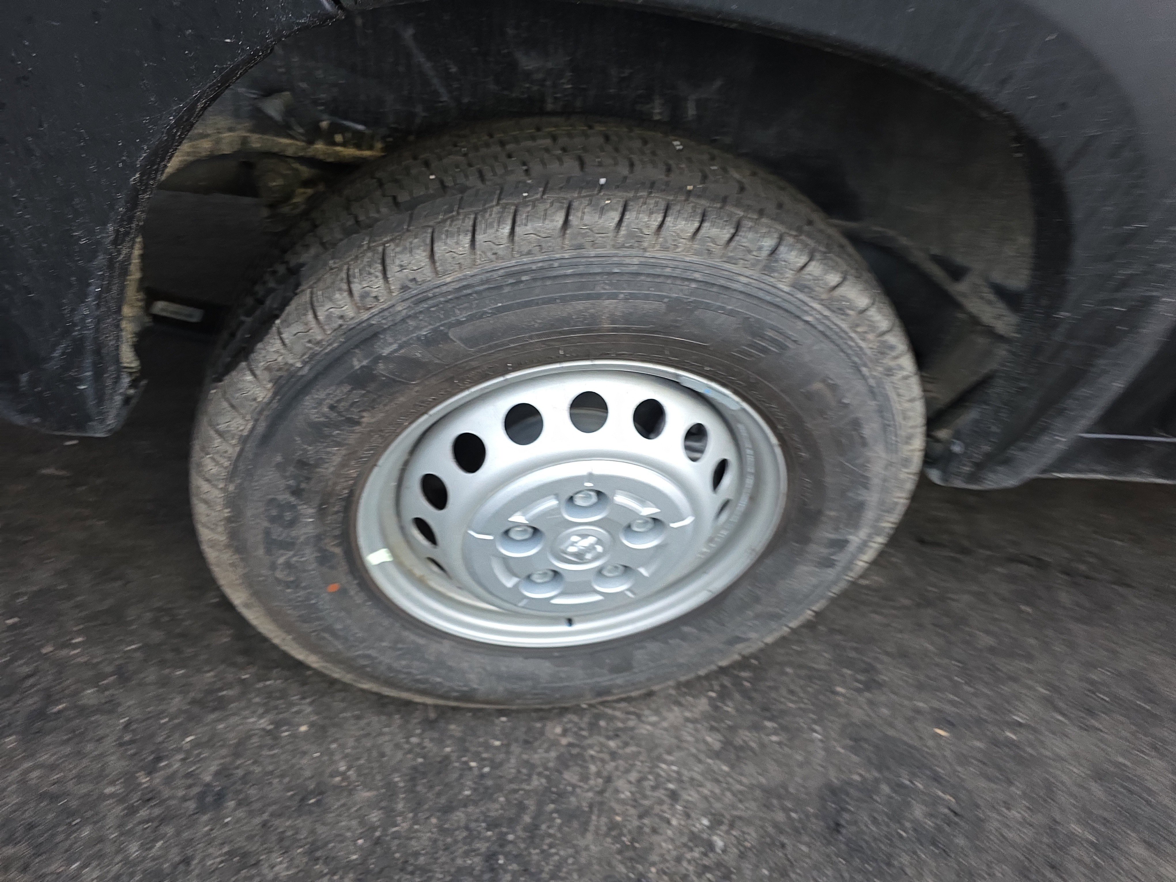 New 2026 RAM ProMaster 3500 w/ Premium Convenience Group image 27