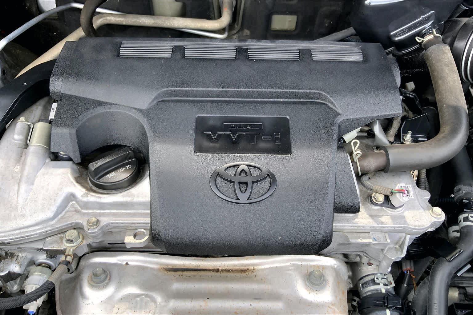 Used 2017 Toyota RAV4 Platinum AWD/4WD image 32
