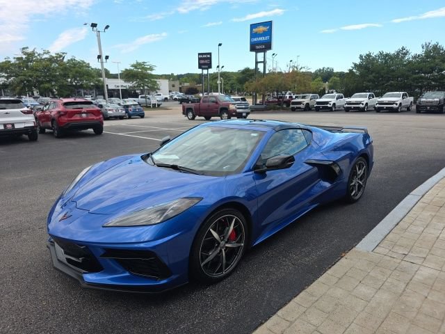 Used 2022 Chevrolet Corvette Stingray Preferred Cpe w/ Z51 Performance Package RWD image 4