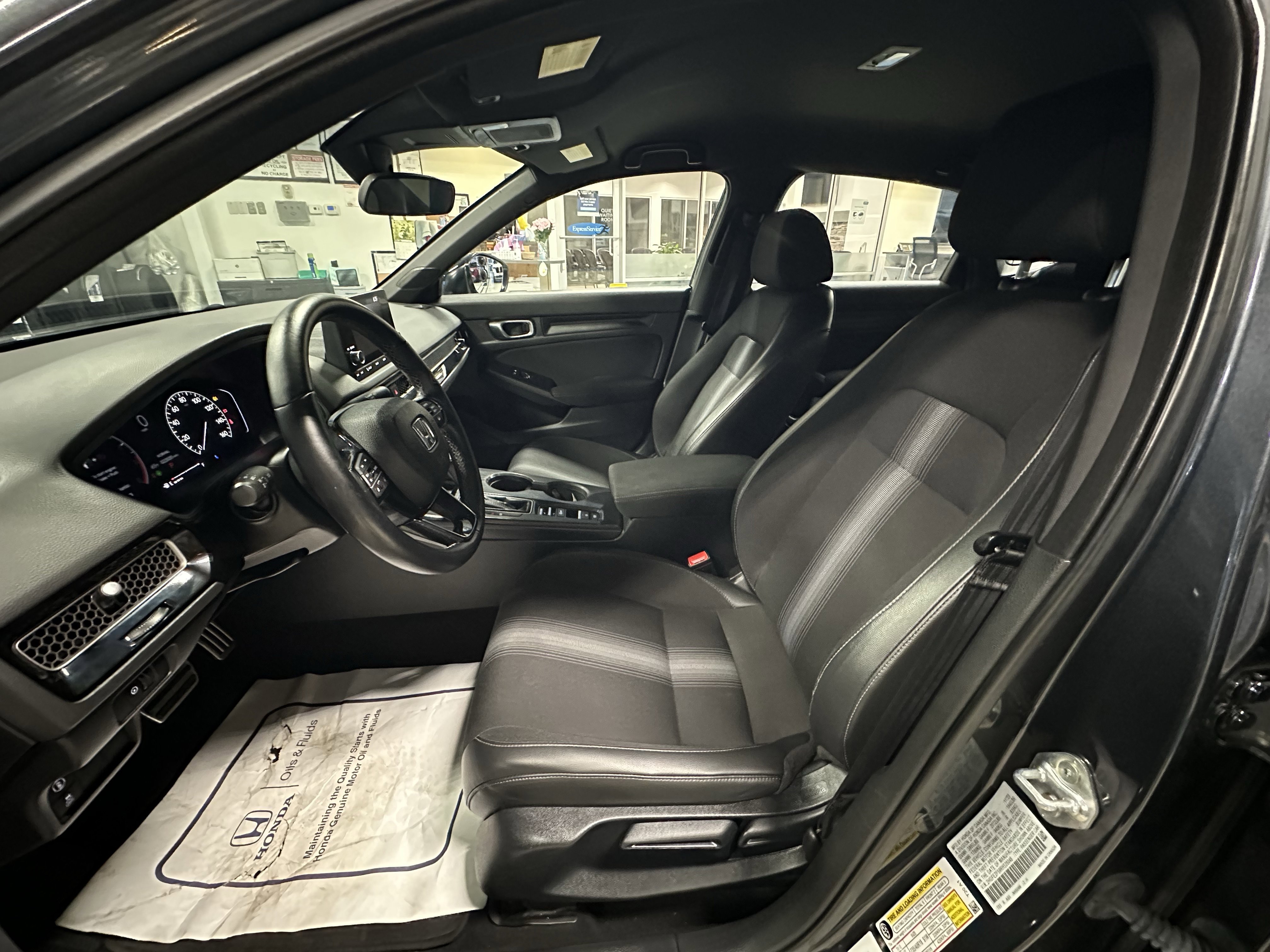 Used 2024 Honda Civic Sport image 8