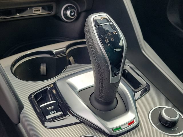 Used 2022 Alfa Romeo Giulia Veloce AWD/4WD image 33