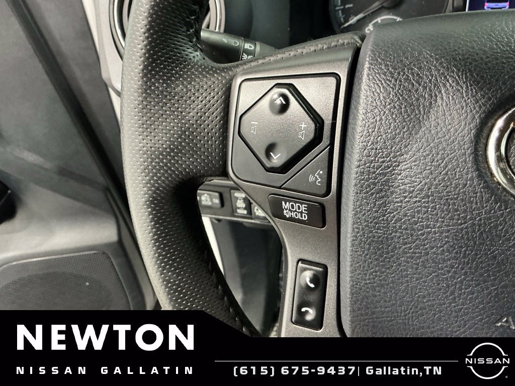 Used 2017 Toyota Tacoma TRD Off-Road w/ Tow Package (A/T) AWD/4WD image 36