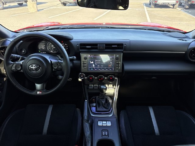 Used 2023 Toyota GR86 Premium w/ ALL Weather Mat Package (TMS) RWD image 13