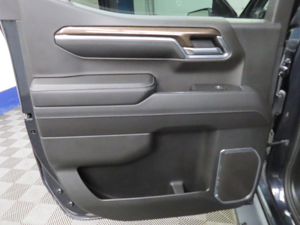 Used 2024 Chevrolet Silverado 1500 RST image 68