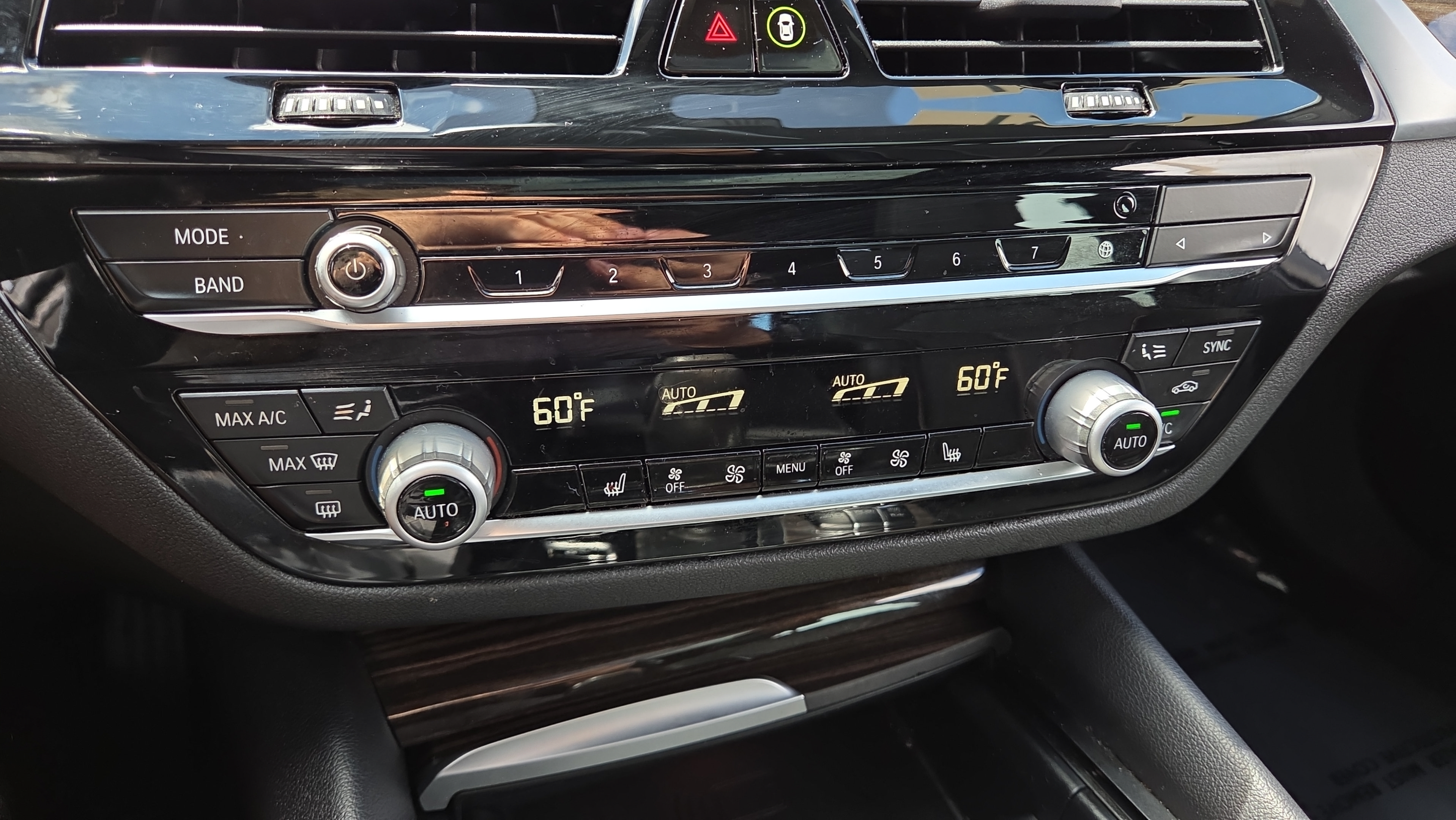 Used 2021 BMW 540i w/ Convenience Package RWD image 30