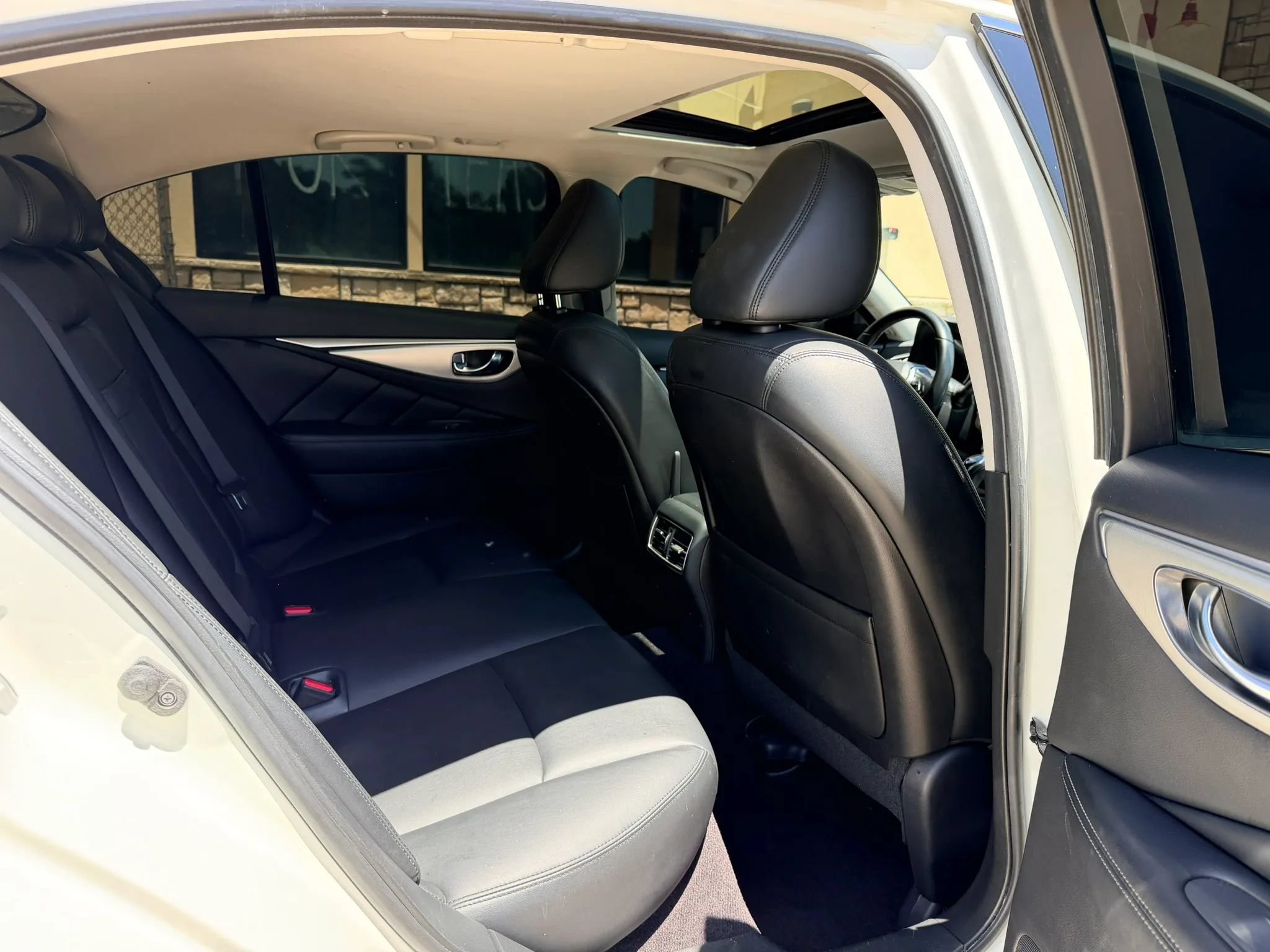 Used 2020 INFINITI Q50 Luxe RWD image 12