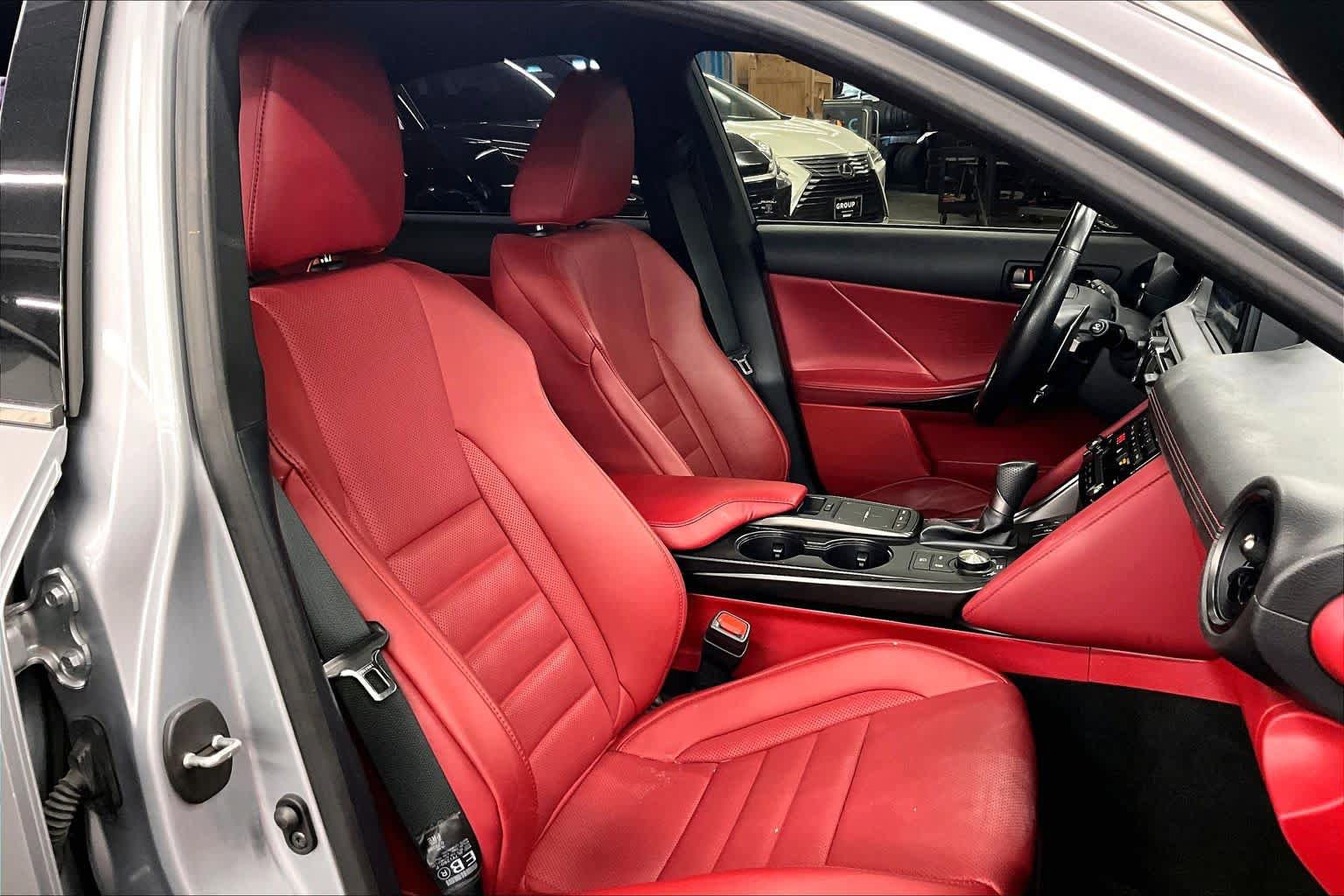 Used 2023 Lexus IS 350 F Sport RWD image 8