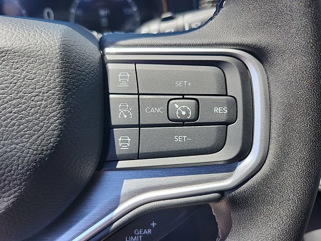 New 2025 Jeep Wagoneer L Series II image 33
