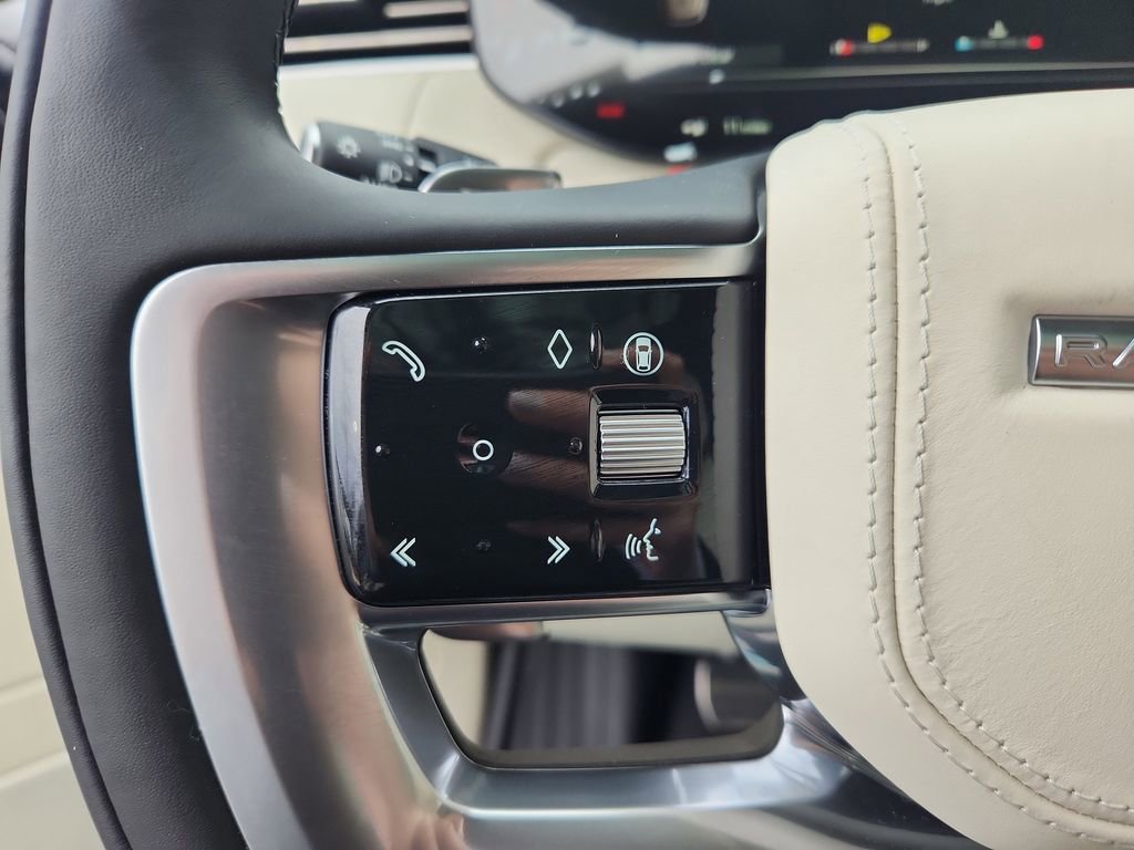New 2026 Land Rover Range Rover Long Wheelbase SE image 19