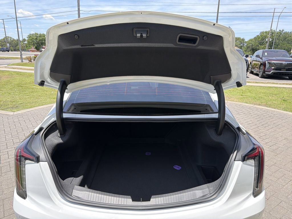 Used 2025 Cadillac CT5 V RWD image 10