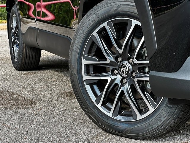 New 2026 Toyota Corolla Cross XLE image 2