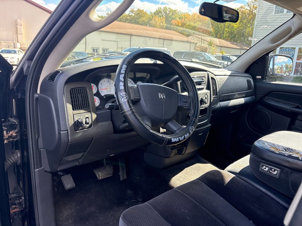 Used 2004 Dodge Ram 1500 Truck SLT w/ Off-Road Group image 13
