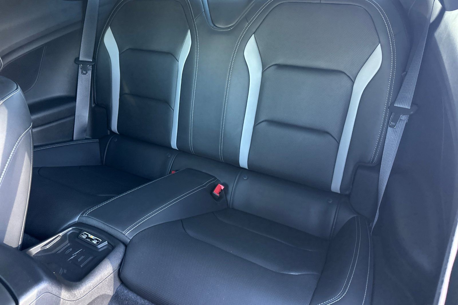 Used 2017 Chevrolet Camaro SS image 12