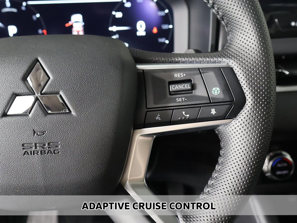 New 2025 Mitsubishi Outlander SE image 5