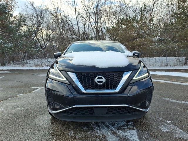Used 2023 Nissan Murano S image 2