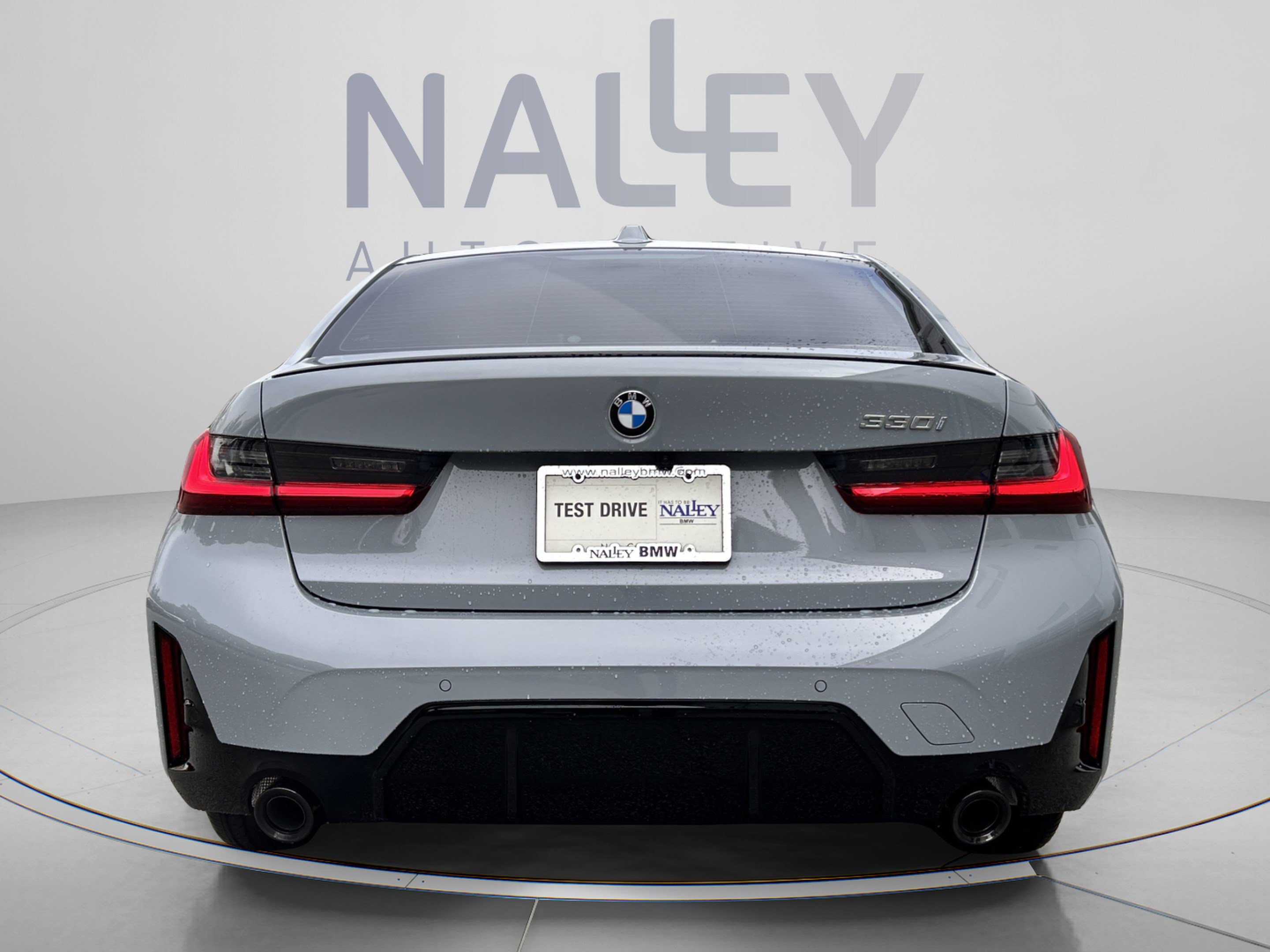 New 2026 BMW 330i Sedan RWD image 3