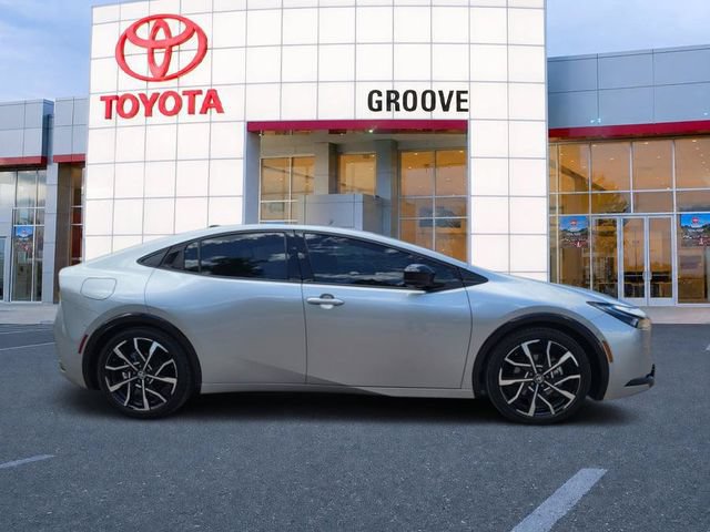 Used 2024 Toyota Prius Prime Premium w/ Advanced Technology Package FWD image 7