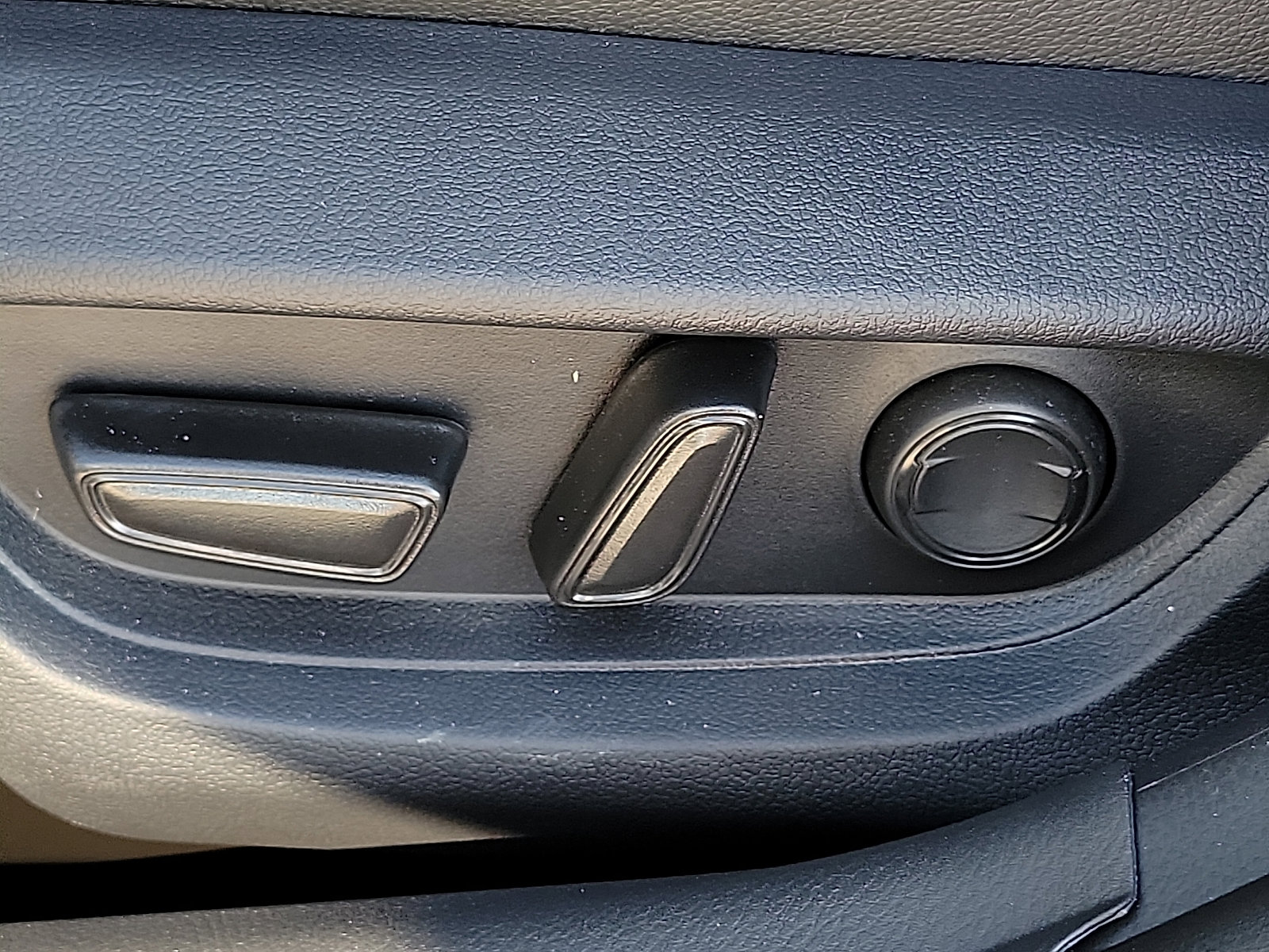 New 2026 Toyota Camry SE w/ Convenience Package image 13