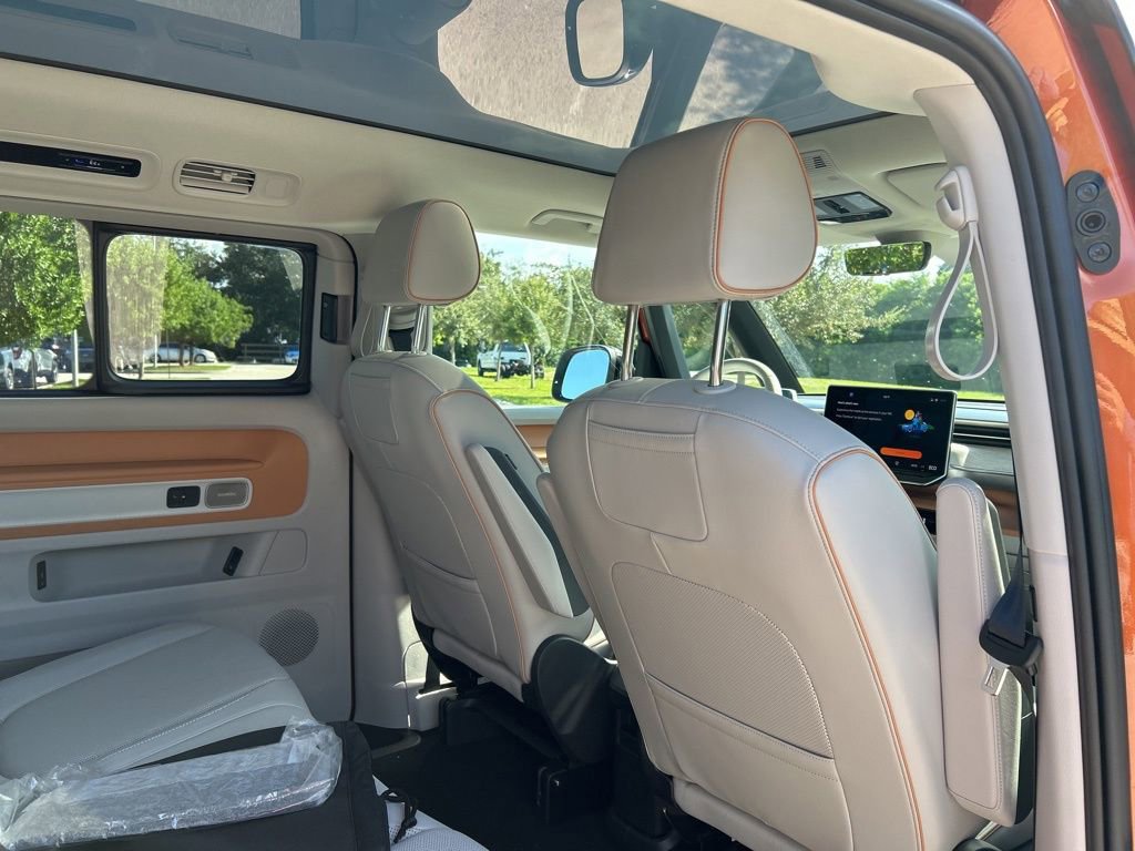 New 2025 Volkswagen ID. Buzz Pro S Plus image 38