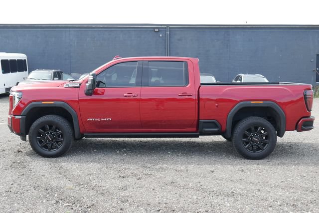 Used 2025 GMC Sierra 2500 AT4 w/ AT4 Premium Plus Package AWD/4WD image 10