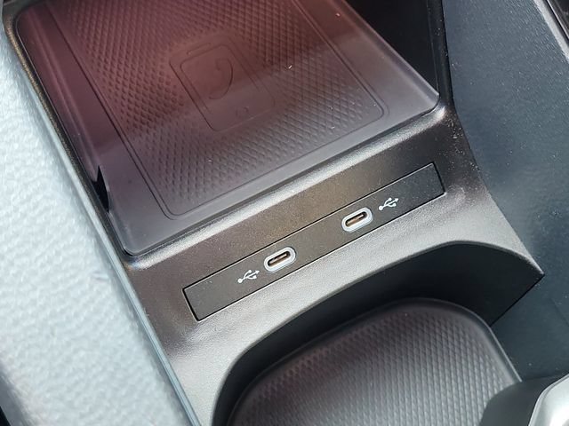 Certified 2022 Volkswagen ID.4 Pro AWD/4WD image 26