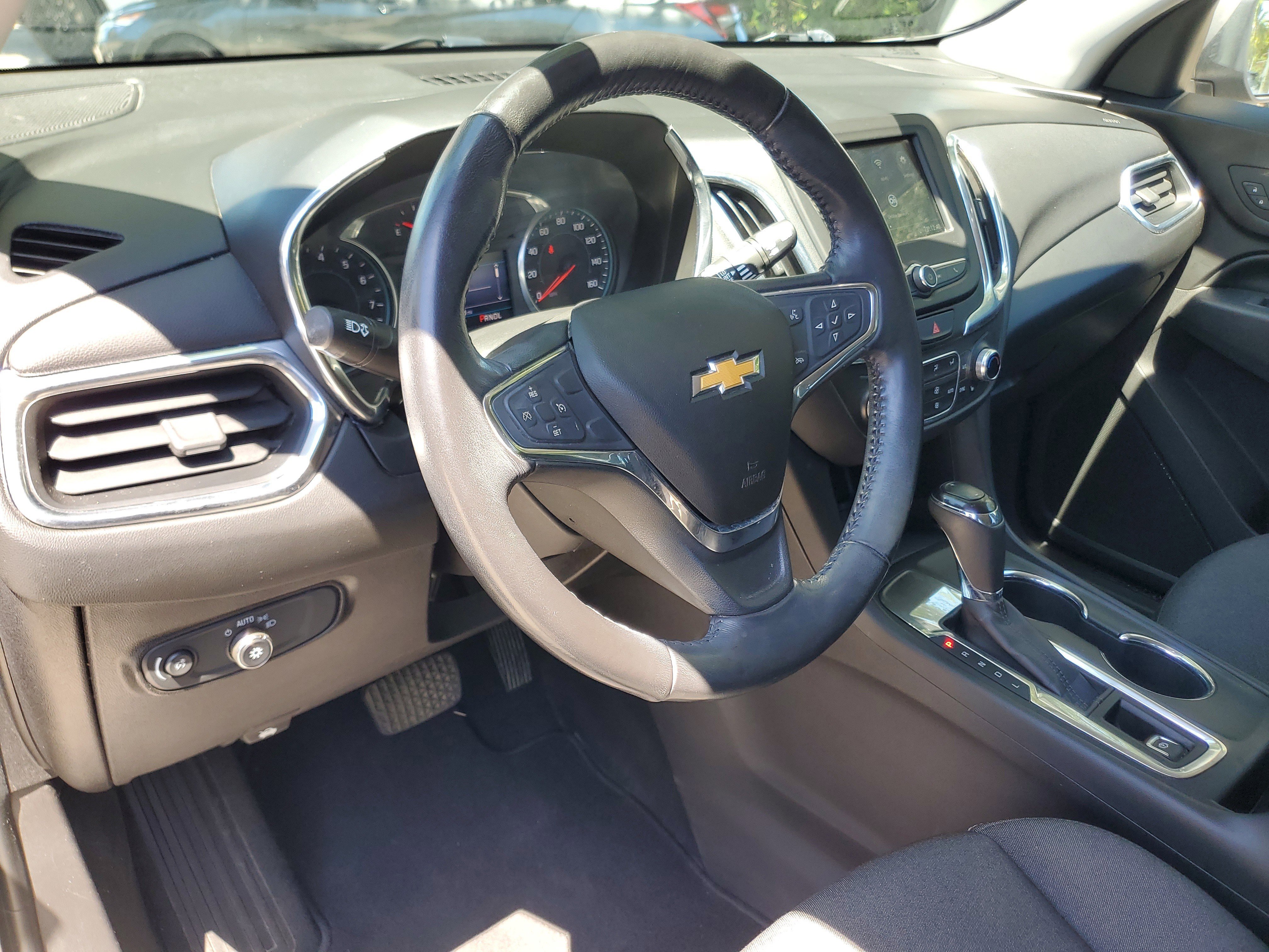 Used 2019 Chevrolet Equinox LT image 18