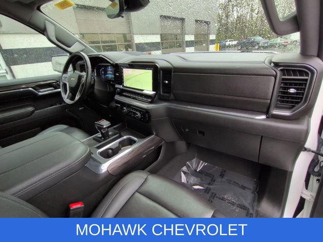 Certified 2023 Chevrolet Silverado 1500 LTZ w/ Technology Package AWD/4WD image 30