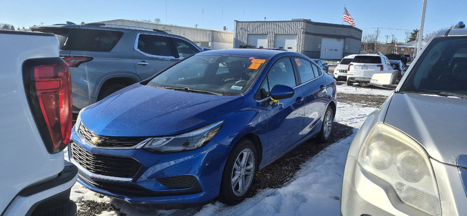 Used 2018 Chevrolet Cruze LT image 1