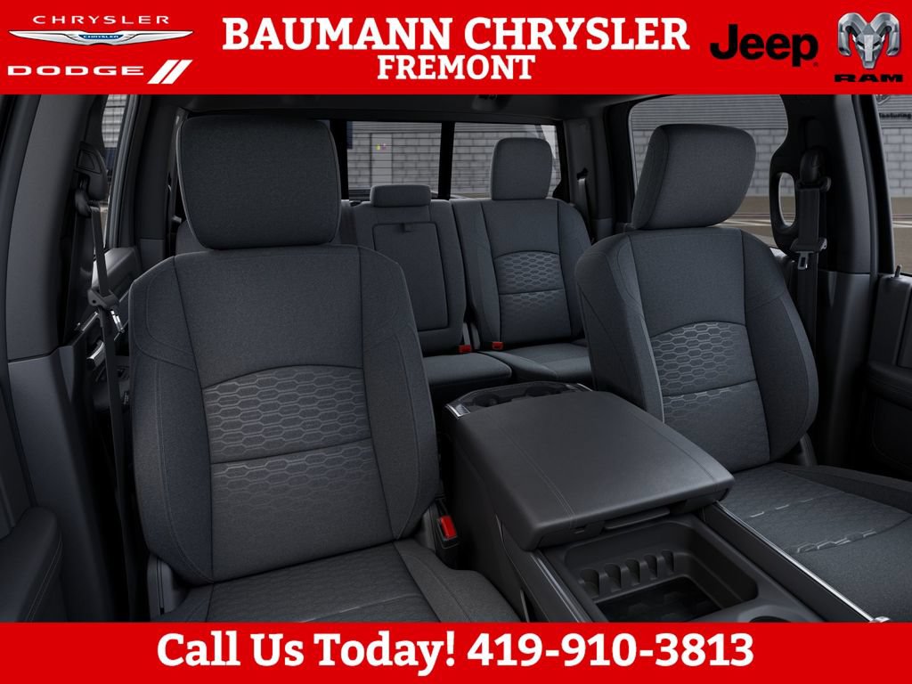 New 2026 RAM 3500 Big Horn AWD/4WD image 16