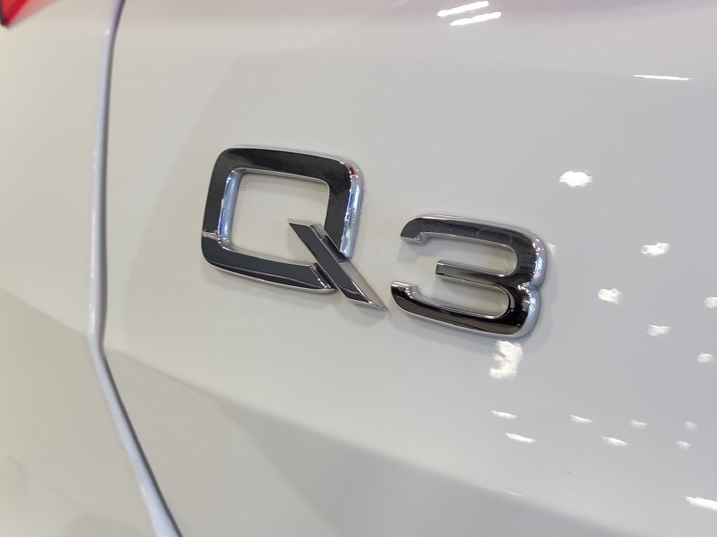 Used 2025 Audi Q3 2.0T Premium AWD/4WD image 5
