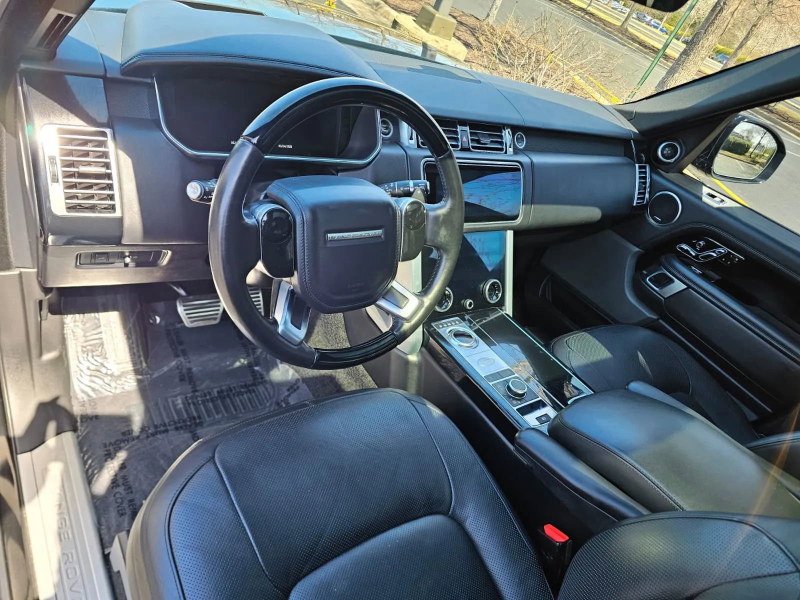 Used 2021 Land Rover Range Rover Westminster Edition image 8