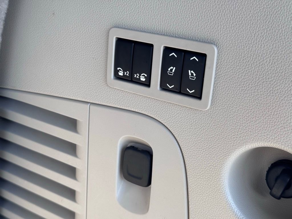 Used 2019 Cadillac Escalade Luxury image 45